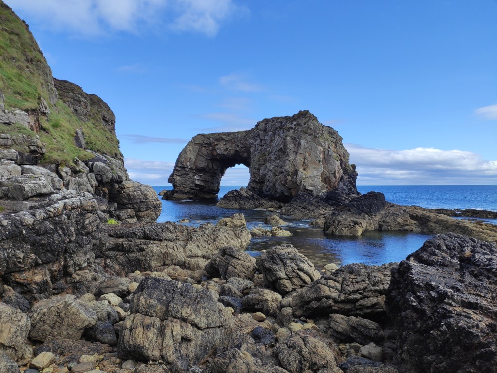 Wild Atlantic Way in Irlanda, scogliere e avventura